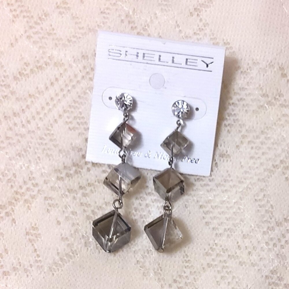 NEW Handcrafted Tan Light Gray Beads Drop Earrings Women Fashion Jewelry Gifts
